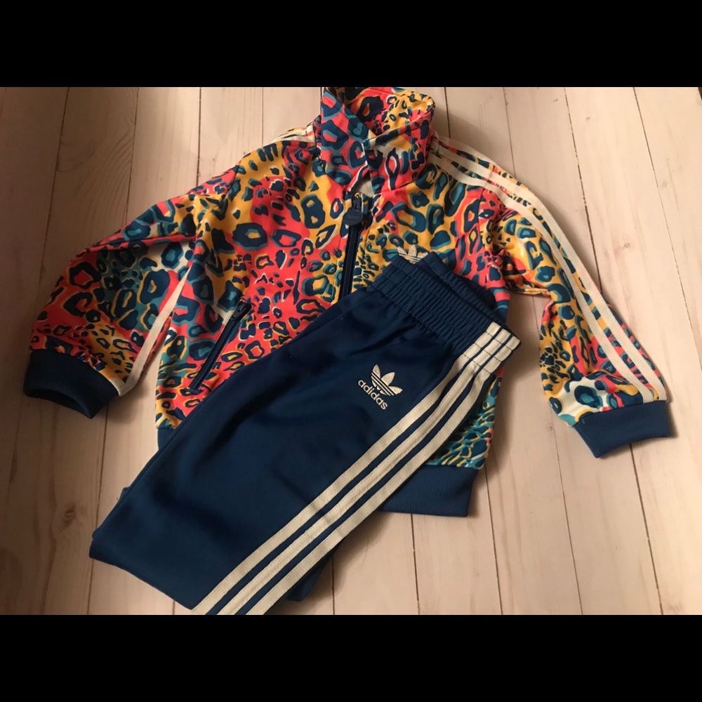 Adidas sweatsuit
